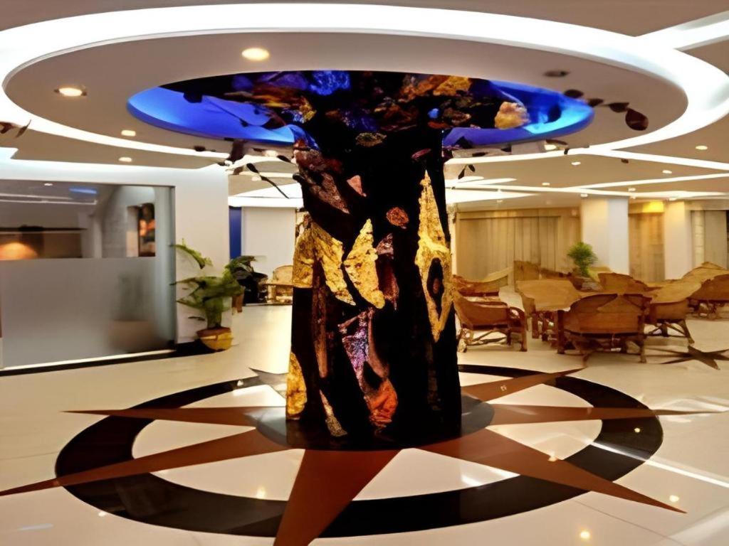 Hotel Tower Inn, Ćottogram Zewnętrze zdjęcie