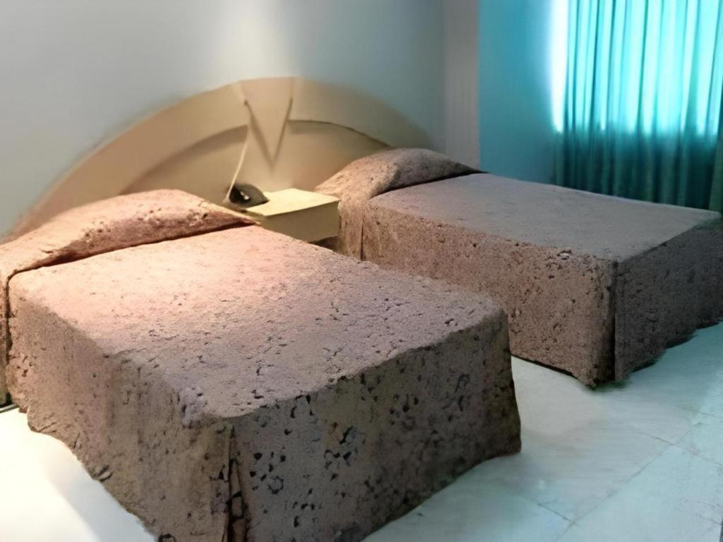 Hotel Tower Inn, Ćottogram Zewnętrze zdjęcie