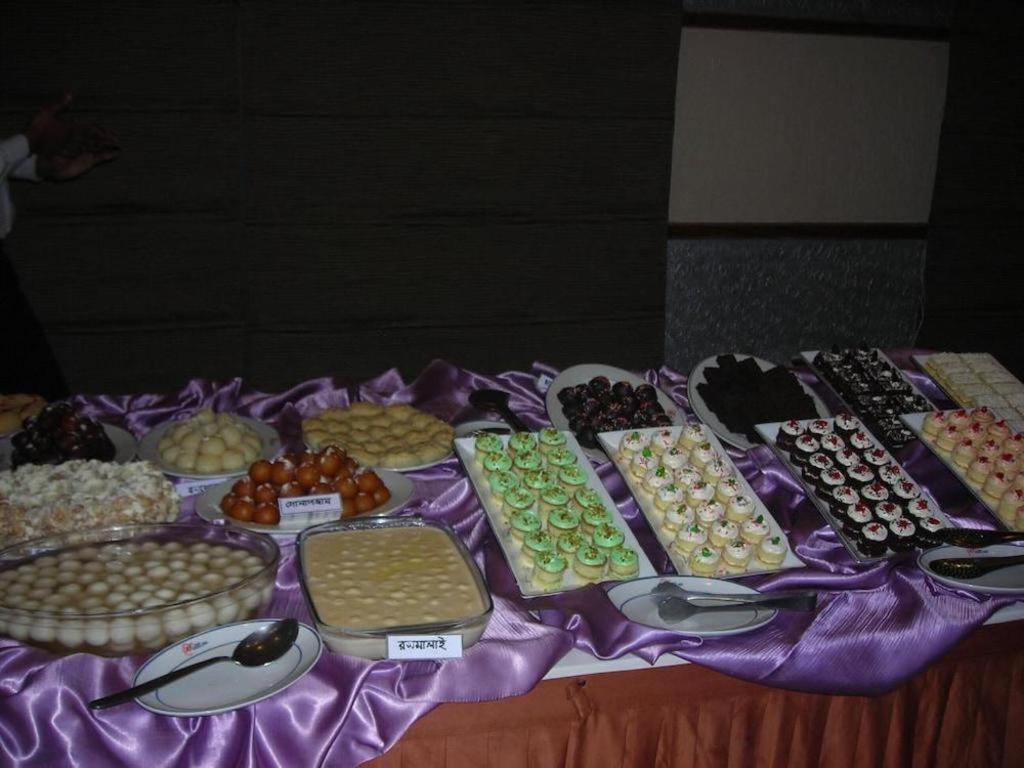 Hotel Tower Inn, Ćottogram Zewnętrze zdjęcie