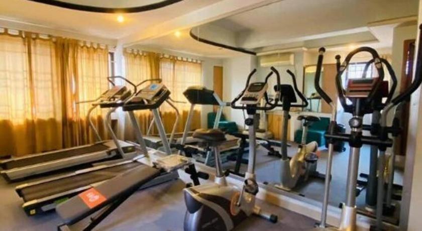 Hotel Tower Inn, Ćottogram Zewnętrze zdjęcie